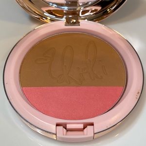 MAC Cosmetics Makeup - Rihanna RiRi MAC Makeup MAC Cosmetics Makeup - Rihanna RiRi MAC Makeup